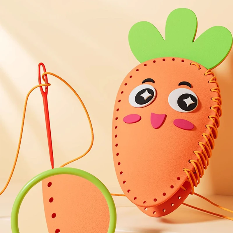 Kinderen Naaien Speelgoed DIY Creatieve Handgemaakte Hanger Materiaal Pakket Niet-geweven Cartoon Pop Ornamenten Kinderen Kerst Verjaardagscadeau