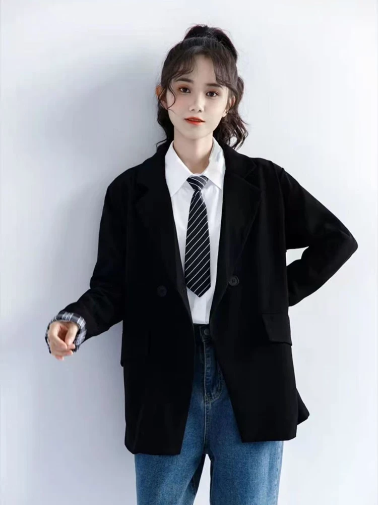 ​ سترة نسائية صغيرة للربيع والخريف بأصفاد ملفوفة باللون الأسود وصلت حديثًا سترة فضفاضة كلاسيكية غير رسمية منقوشة على الطراز الكوري ​