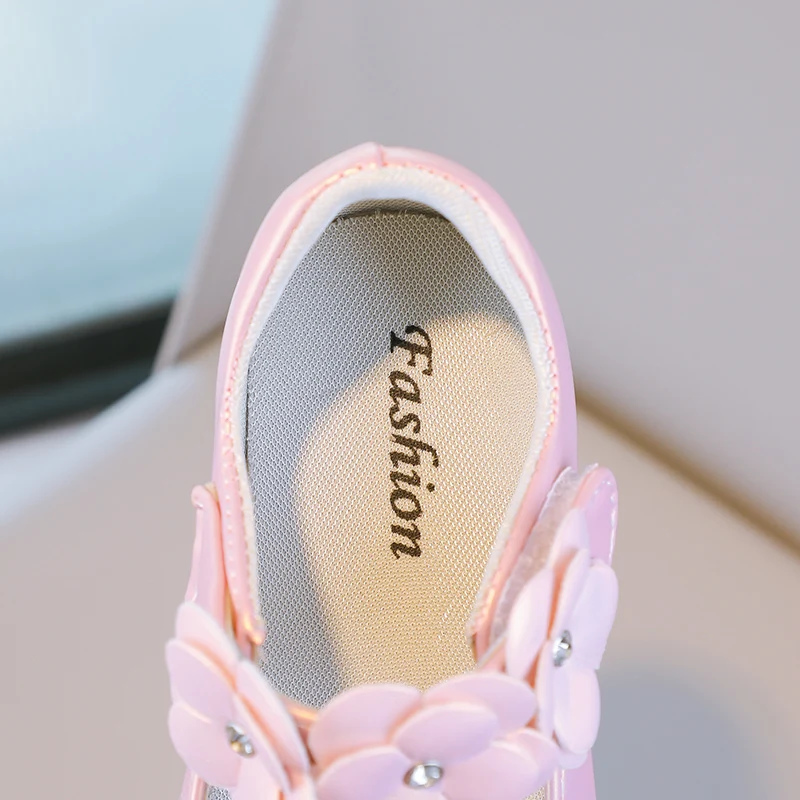 Herbst Mädchen Mary Jane Applikationen niedrigen Absatz schöne Kinder Prinzessin Schuh drei Farben spitzen Zehen atmungsaktiven Kinder Schuh 26-36 – Detail 6