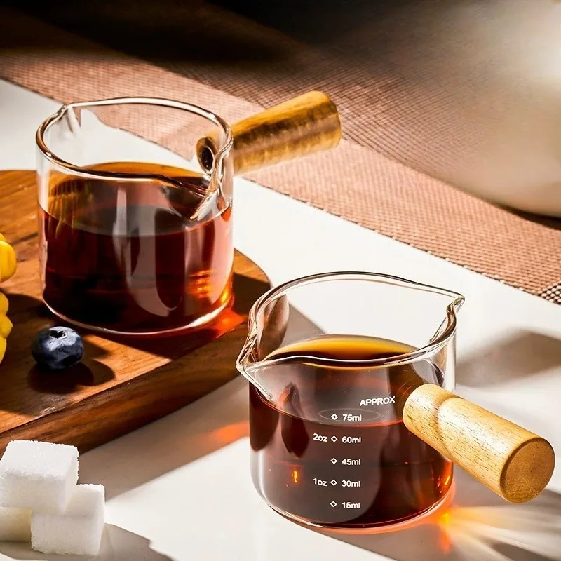 

1pc Glass Measuring Cup, Wooden Handle, Milk, Italian Espresso, Transparent Cup, Seasoning Sauce Bucket, Cup Supplies