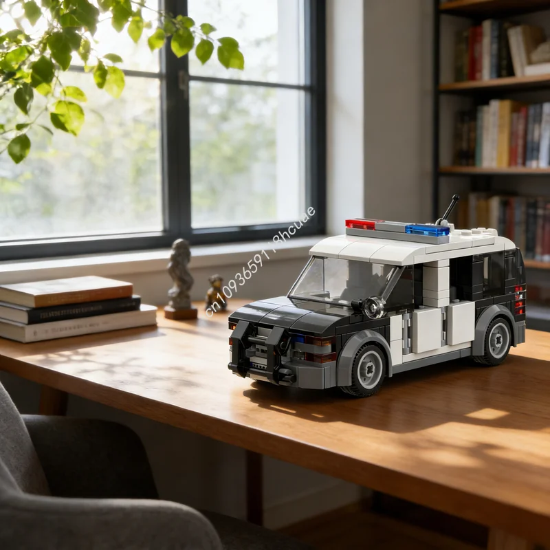 

235pcs MOC City Police Chevroleteed Suburban Model Building Blocks Christmas Gifts Construction DIY Idea Education Toys Kids