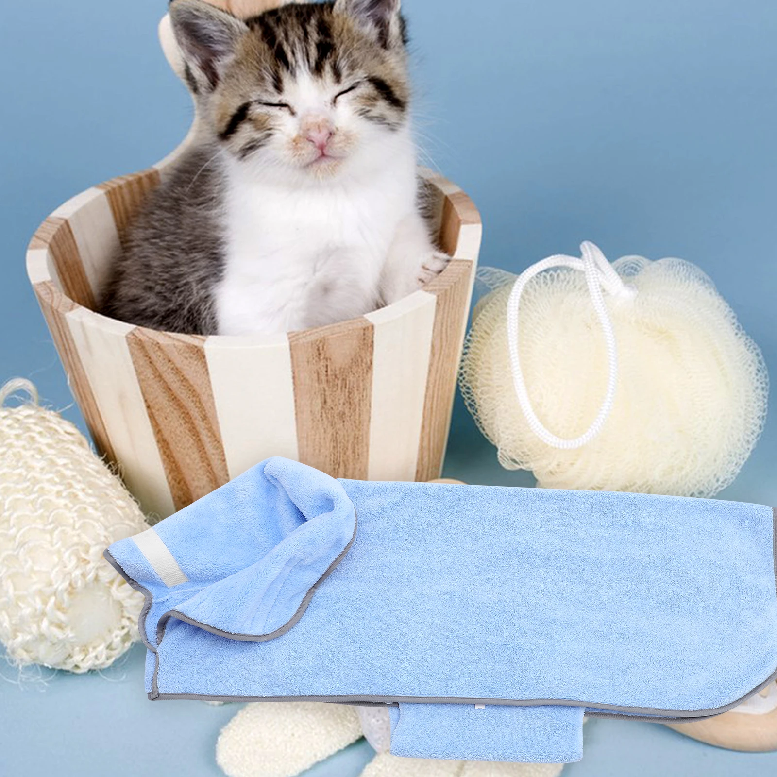 

1pc Pet Absorbent Quick Drying Soft Coral Fleece Bath Dog Bathrobe Towel Bathrobe Towel for Cats Dogs Blue M Pet Supplies