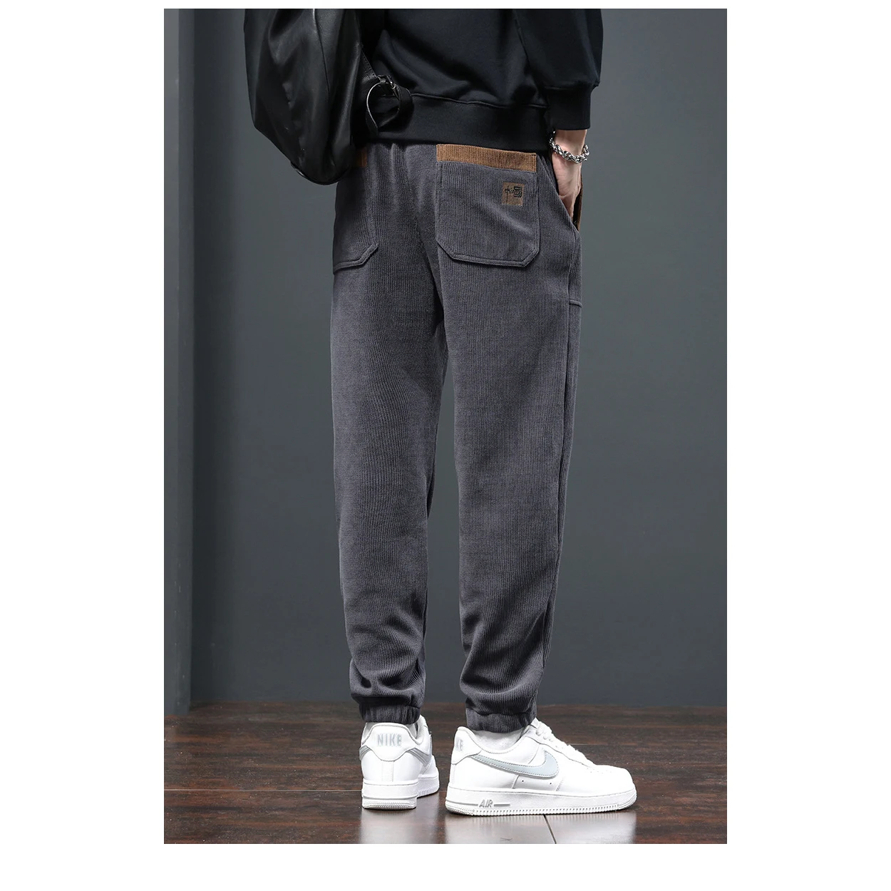 Nuovi uomini pantaloni caldi autunno inverno uomo addensare pantaloni della tuta uomo Casual in pile pantaloni sportivi di marca di moda pantaloni pantaloni da uomo