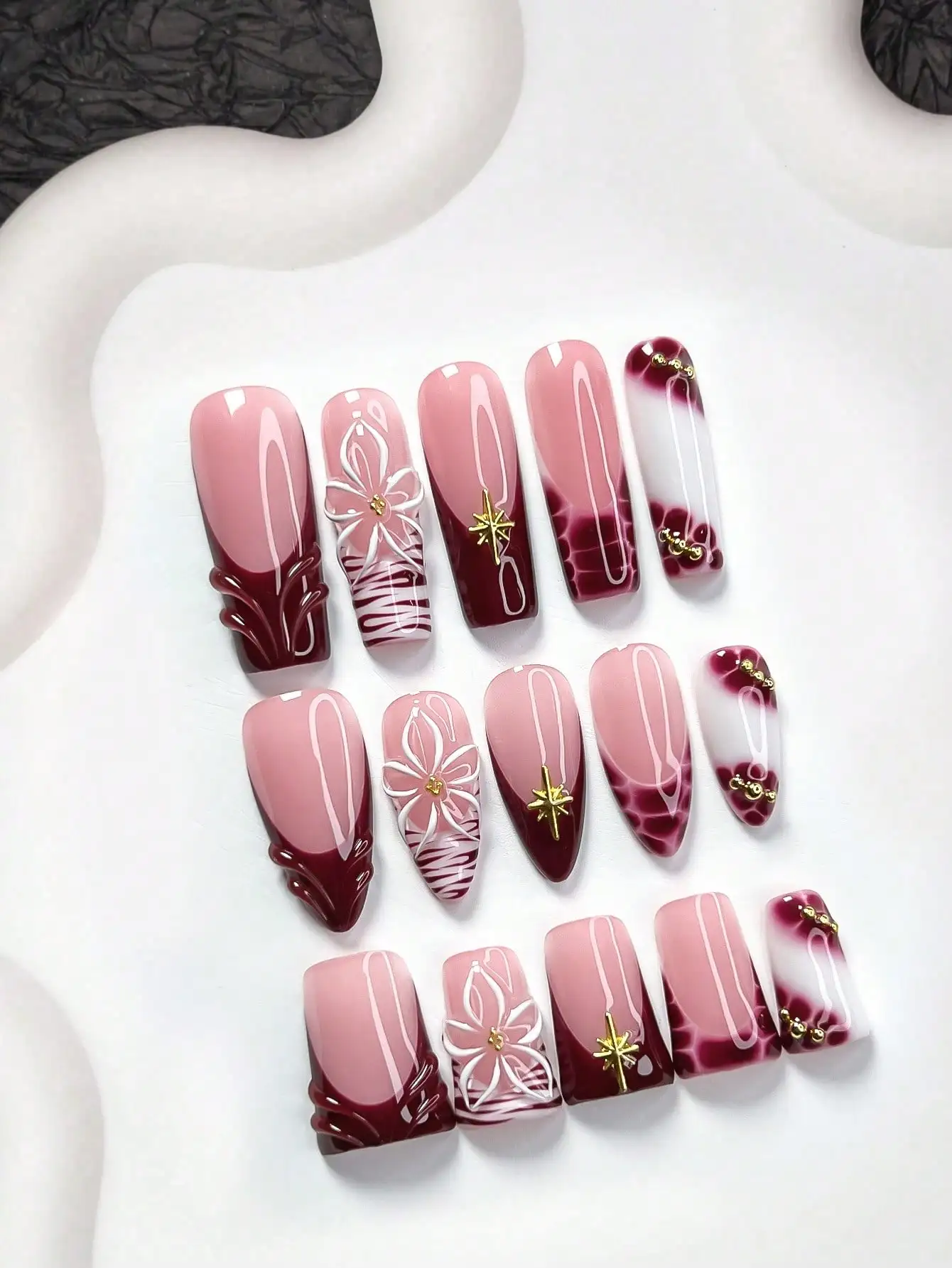 

10pcs Champagne Rhinestone Nail Art Set. Includes Water Drop French Press-On Nails, Elegant Brown Flower Decals, Bow Nail Jewelry, Leopard Print Gel Nail Stickers, With Nail Tools (1 Jelly Sticker + 1 Nail File). Available In 3 Shapes: Almond, Duck Mouth,