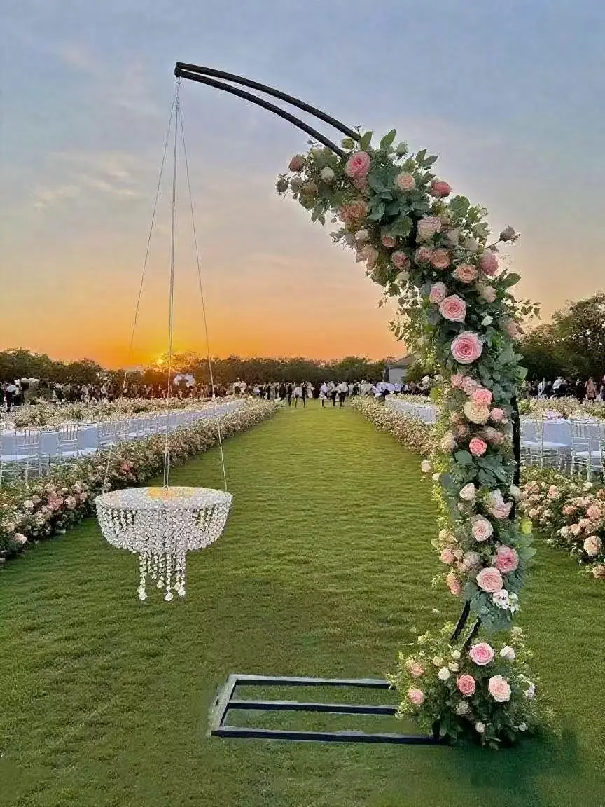 

2pcs Crystal Cake Stand Candy Dessert Chandelier Pendant Hanging Flower Arch Rack for Birthday Party Stage Backdrops Props