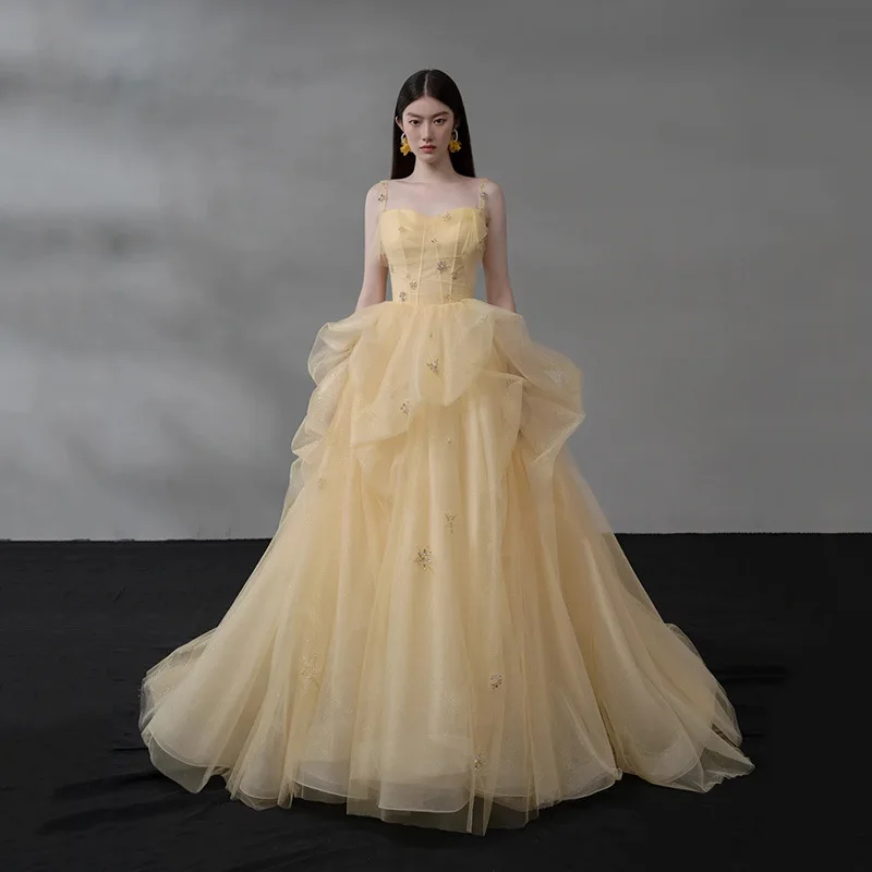 

2025 New Summer Women's Strap Champagne Bridal Evening Dress Fashionable Slimming Highlights Light Yarn Large Pendant Puff Skirt