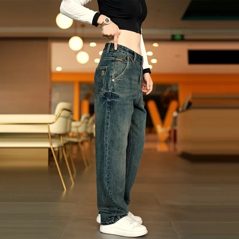 

Мужские джинсы премиум-класса в американском уличном стиле, осенние, модные, свободные, с эффектом потертости, с вышивкой, широкие штанины