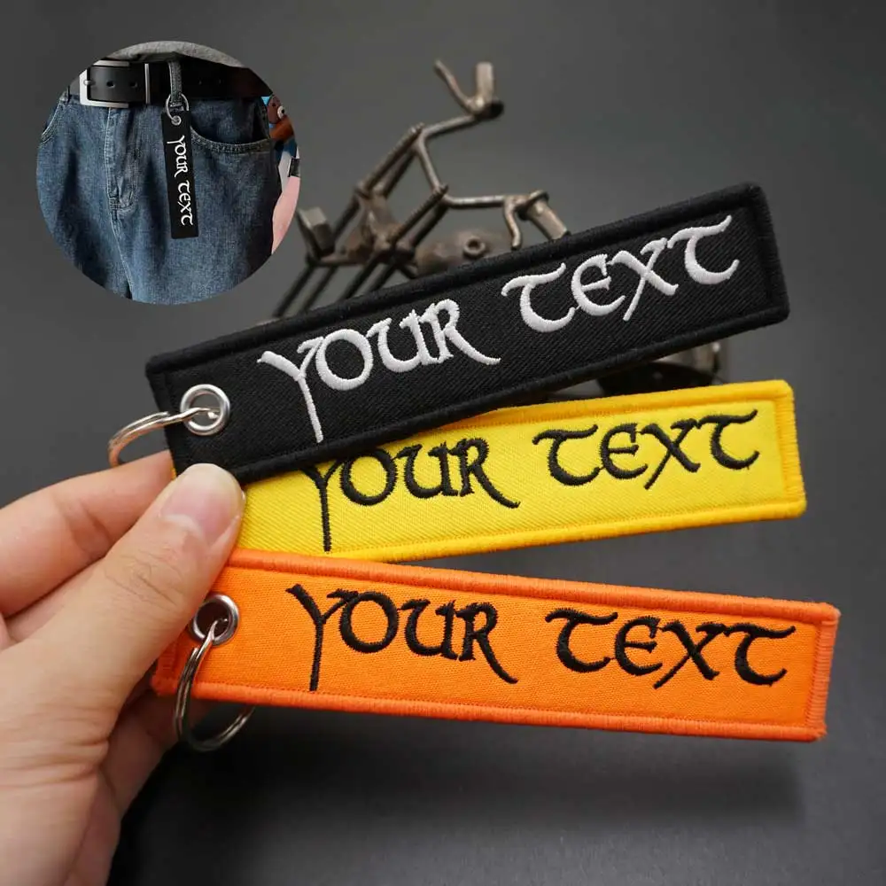 Porte-clés brodé Double face avec police spéciale personnalisée, personnalisez votre propre porte-clés avec étiquette de texte pour motos et voitures