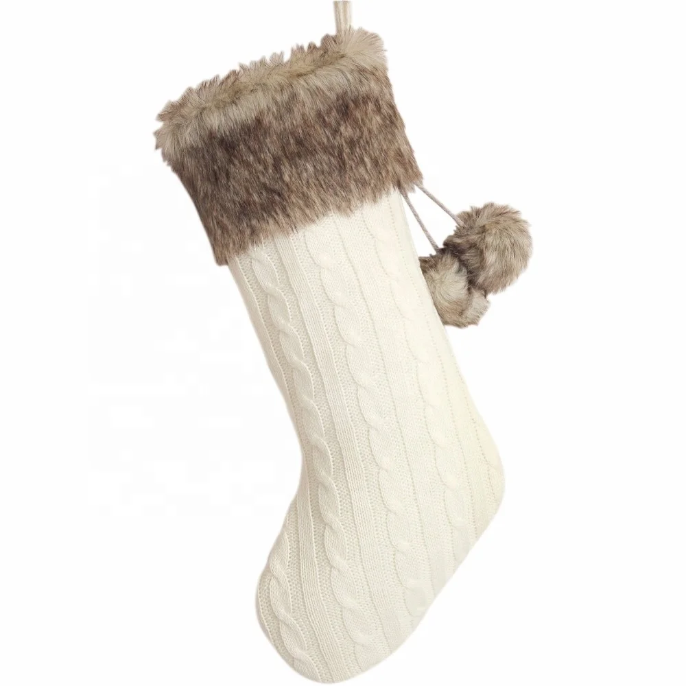 

Cable Knit Christmas Socks// Knitting with Faux Fur Cuff Christmas Stockings