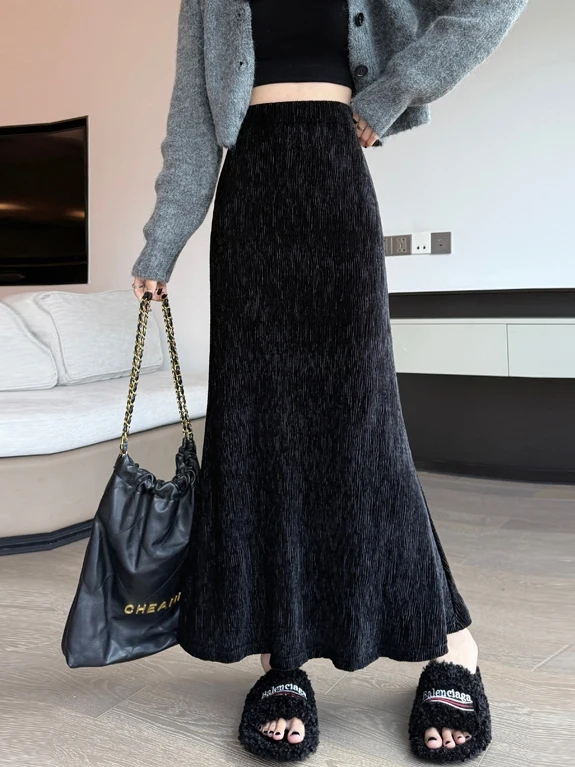 High Waist Velvet Pleated Skirt Women's Autumn Winter Texture Folded High Waist A-Line Bodycon Fish Tail Skirt Commute Style