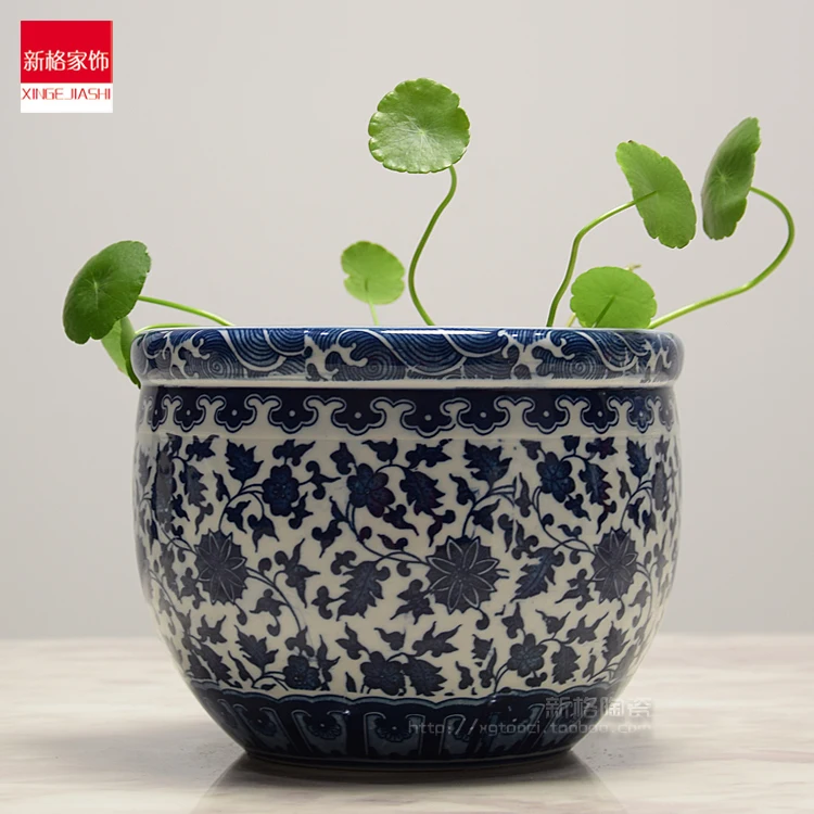 Special offer of Jingdezhen Ceramics Chinese gardening vase creative personality of blue and white Narcissus grass hydroponic