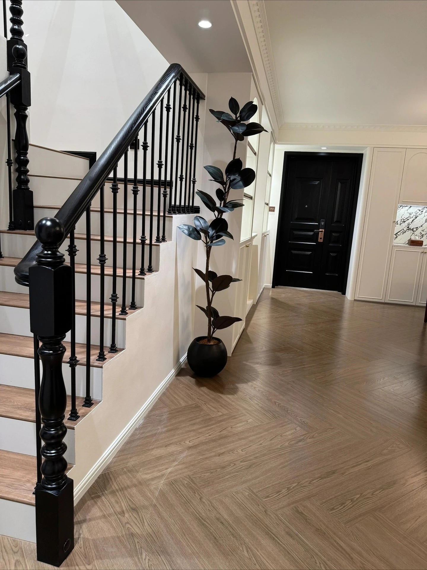 Simple aluminum alloy solid wood railing French retro duplex balcony column stair handrail wrought iron guardrail Others
