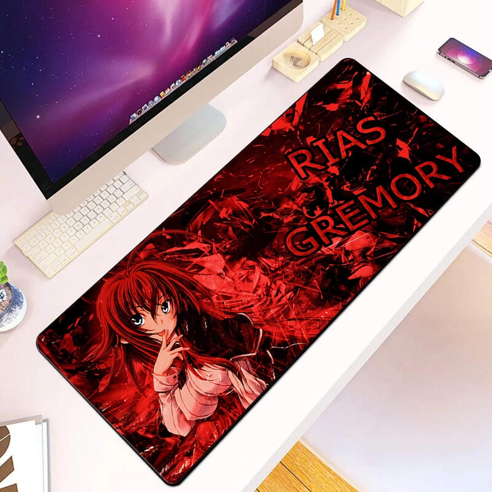 

Коврик для мыши Hot Anime Red Devil Girl Rias с HD-печатью, для геймеров, с фиксированными краями, нескользящий, XXL 90x40 см, для клавиатуры и ПК, настольный коврик