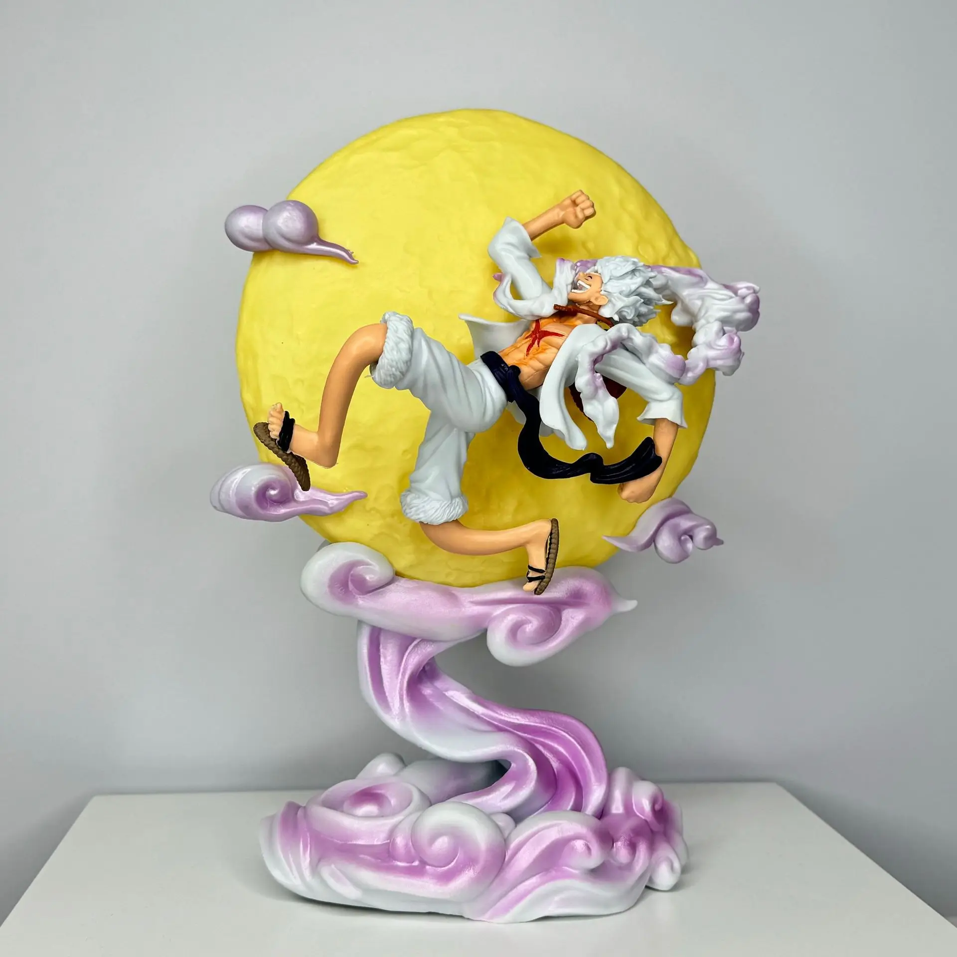 Neue 26 cm One Piece Anime Peripherie Figur Mond Nika Luffy Gear 5 Mit Mond Licht Action Figur Gk Statue Modell Hause Dekorationen – Detail 2