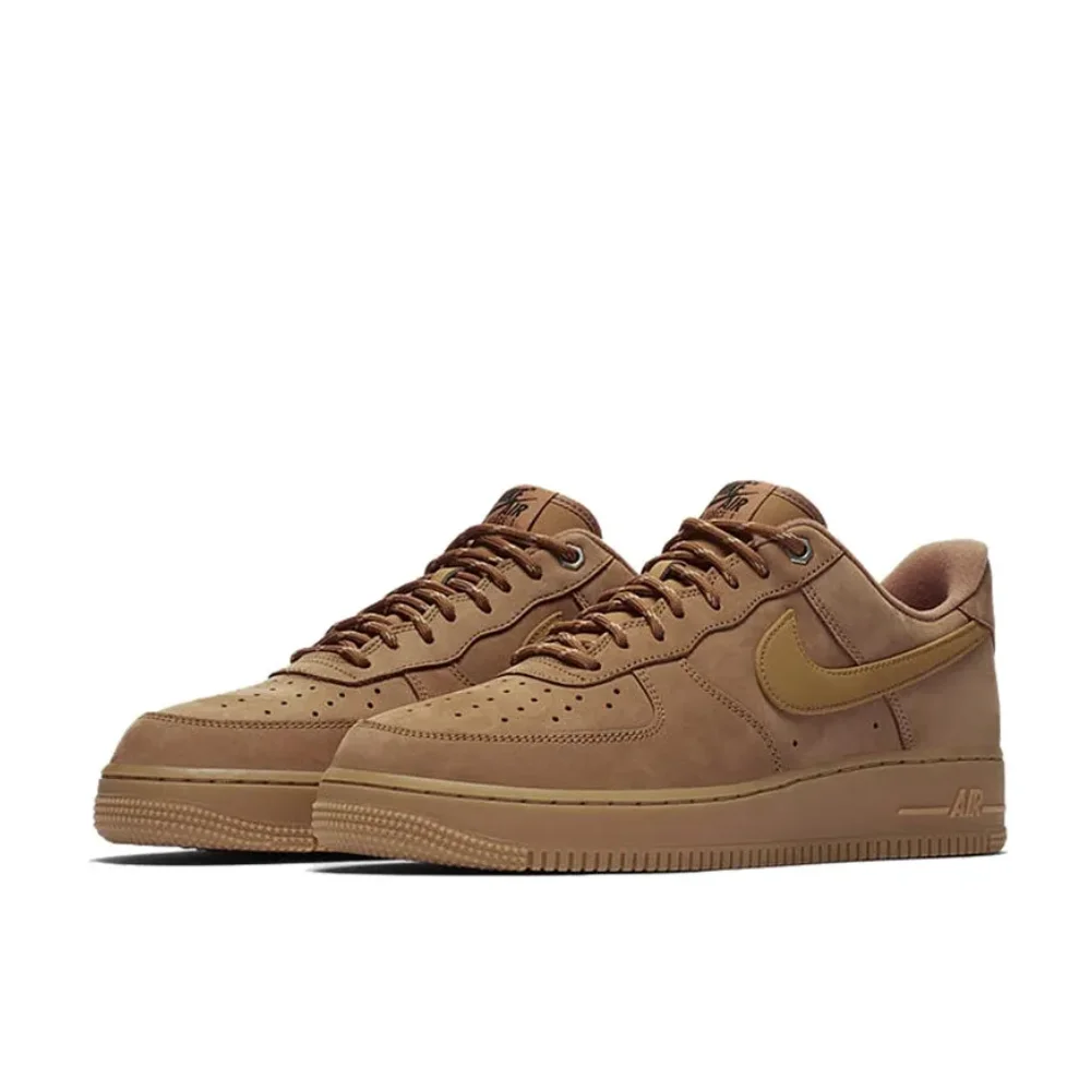 Nike Wheat Color Air Force 1 Low Original Sapatos de tabuleiro masculinos e femininos na moda Sapatos casuais