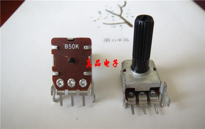 

[VK] B50K Дюймовый квадратный одинарный B503 с горизонтальным потенциометром громкости, длина ручки 17 мм, переключатель сливовой ручки
