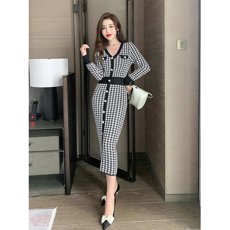 Vintage Plaid Knitted Midi Dress Women Bird Lattice Sweater A Line Dresses Korean Elegant V Neck Patchwork Bodycon Vestidos New