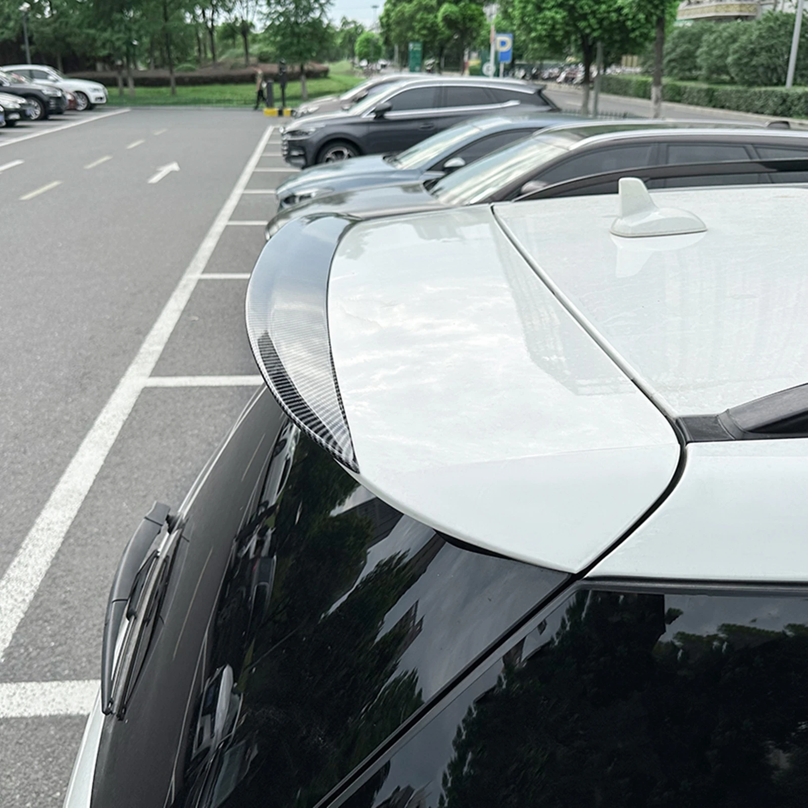 

Carbon Fiber Look/Gloss Black Car Trunk Upper Splitter Lip Rear Roof Spoiler Wing For Mercedes Benz W166 ML GLE Class 2012-2019