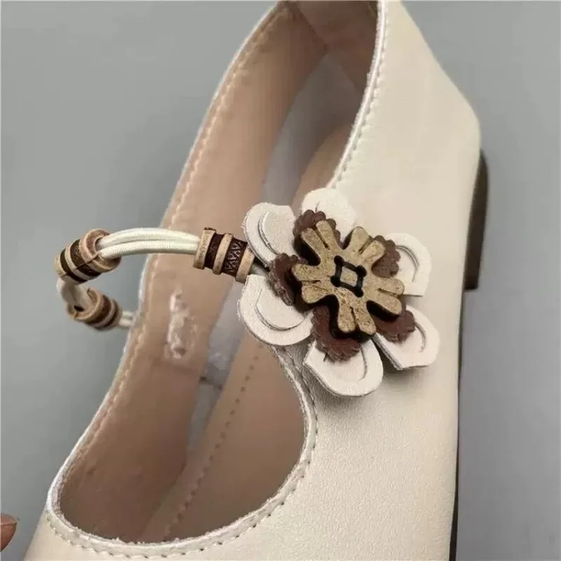 Mary Janes-zapatos planos para exteriores para mujer, calzado informal de suela suave con punta redonda y apliques, para uso diario, 2024