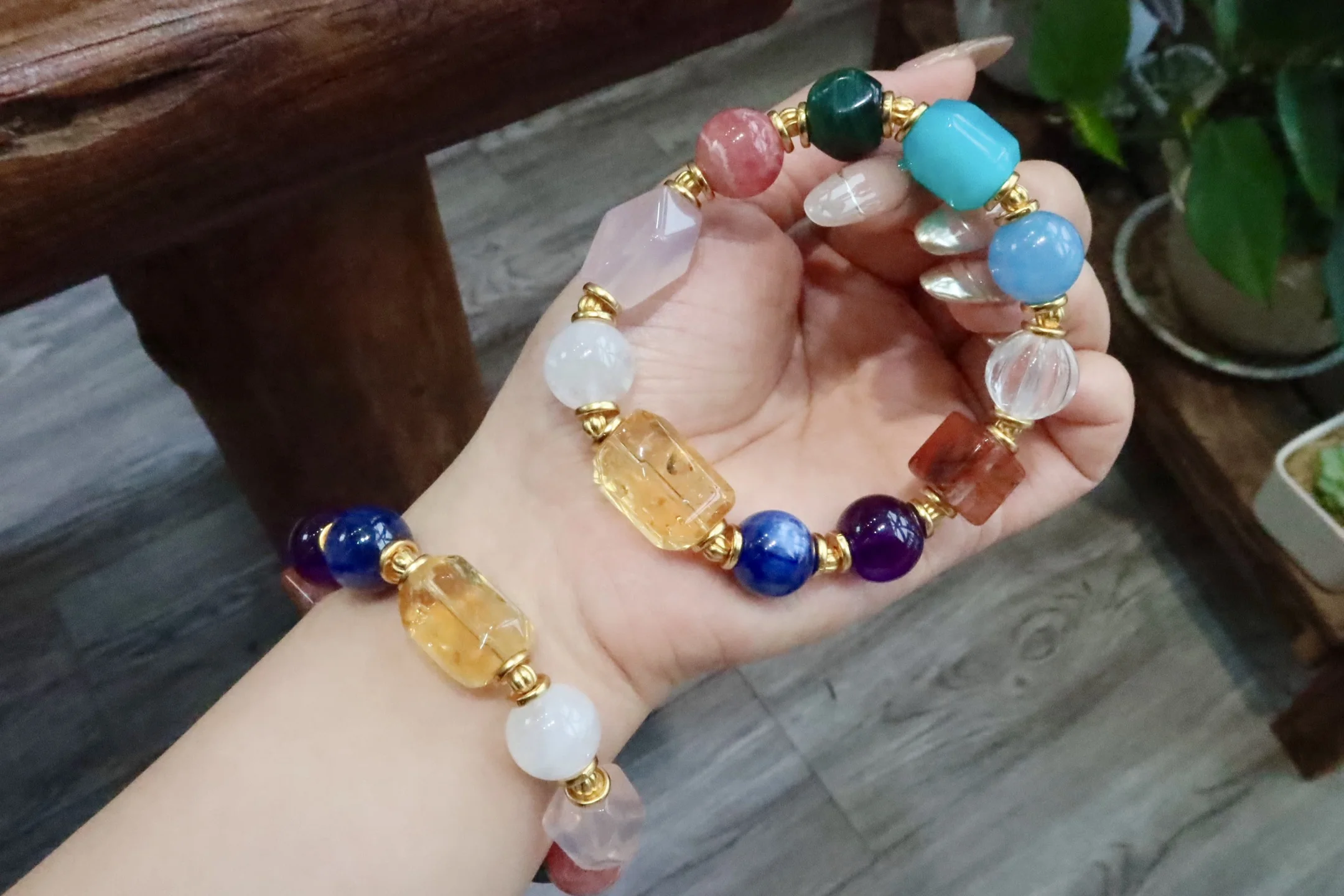 Natural Colorful Different Mixed Rutilated Quartz Rhodochrosite Malachite Aquamarine Rabbit Quartz Bracelet 14mm Beads AAAAA