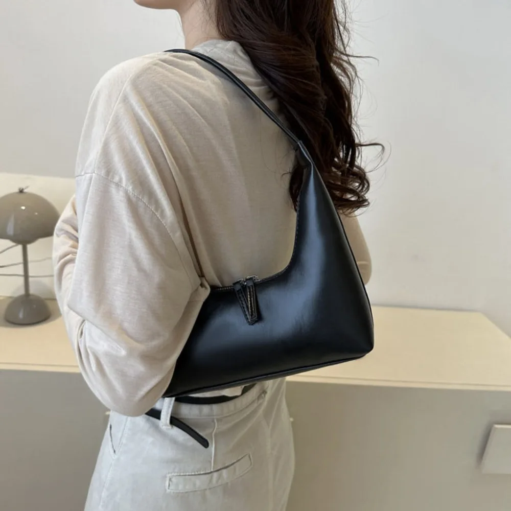 Trendy Solid Shoulder Bag Lady Daily Casual Commuting Bag Outing Sling Bag Handbag Party PU Leather Underarm Bag