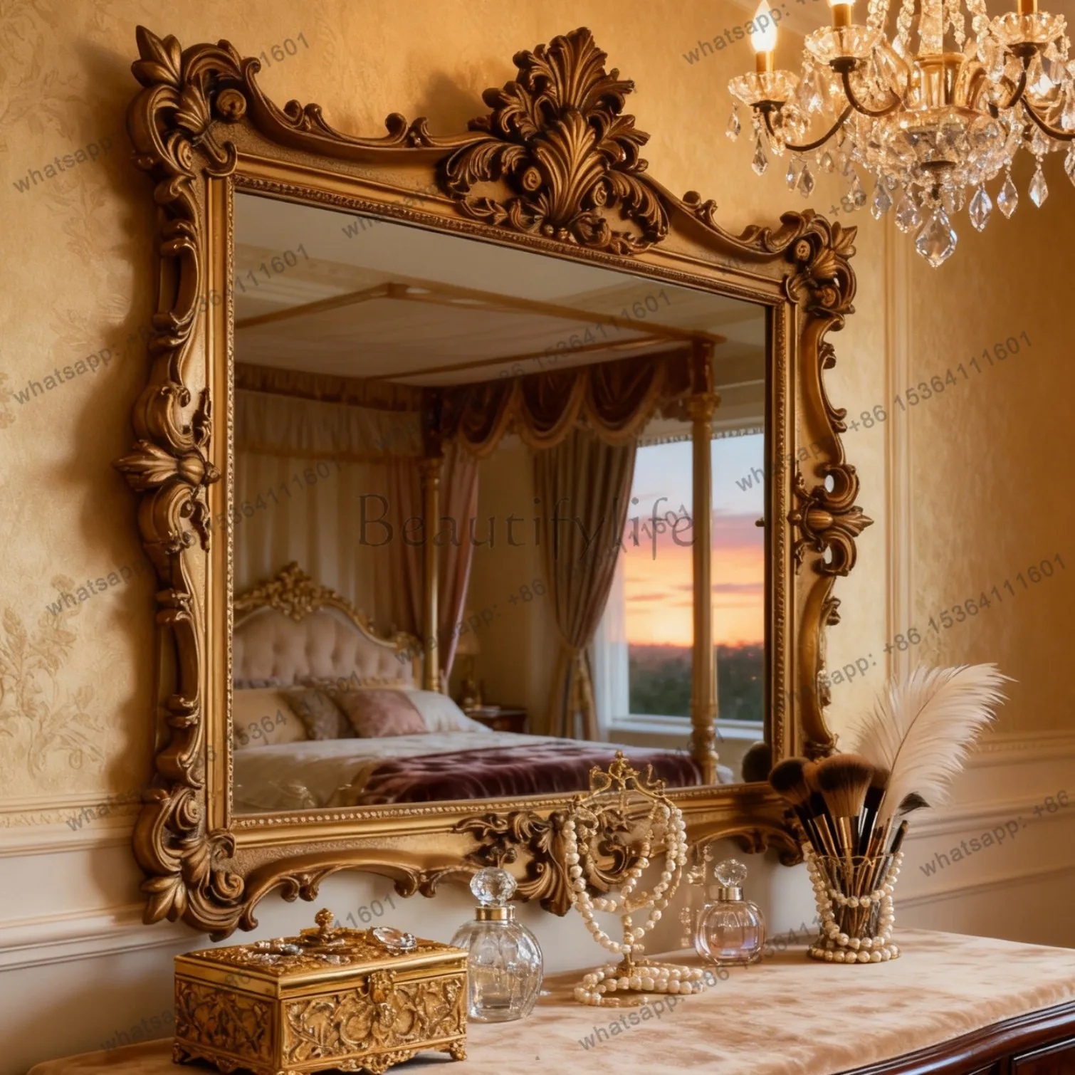 European retro carved makeup mirror wall hanging light luxury high definition vanity mirror