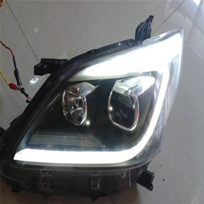 

Pair of Car Headlight Assembly For Toyota Innova 2012-2015 Car Front Light Plug&Play Auto LED Head Lamp System