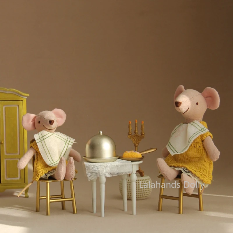 1:12 Dollhouse Miniature Items Metal Mini Simulation Table and Chair Set, Kids Pretend Play Toy Furniture Decoration Accessories