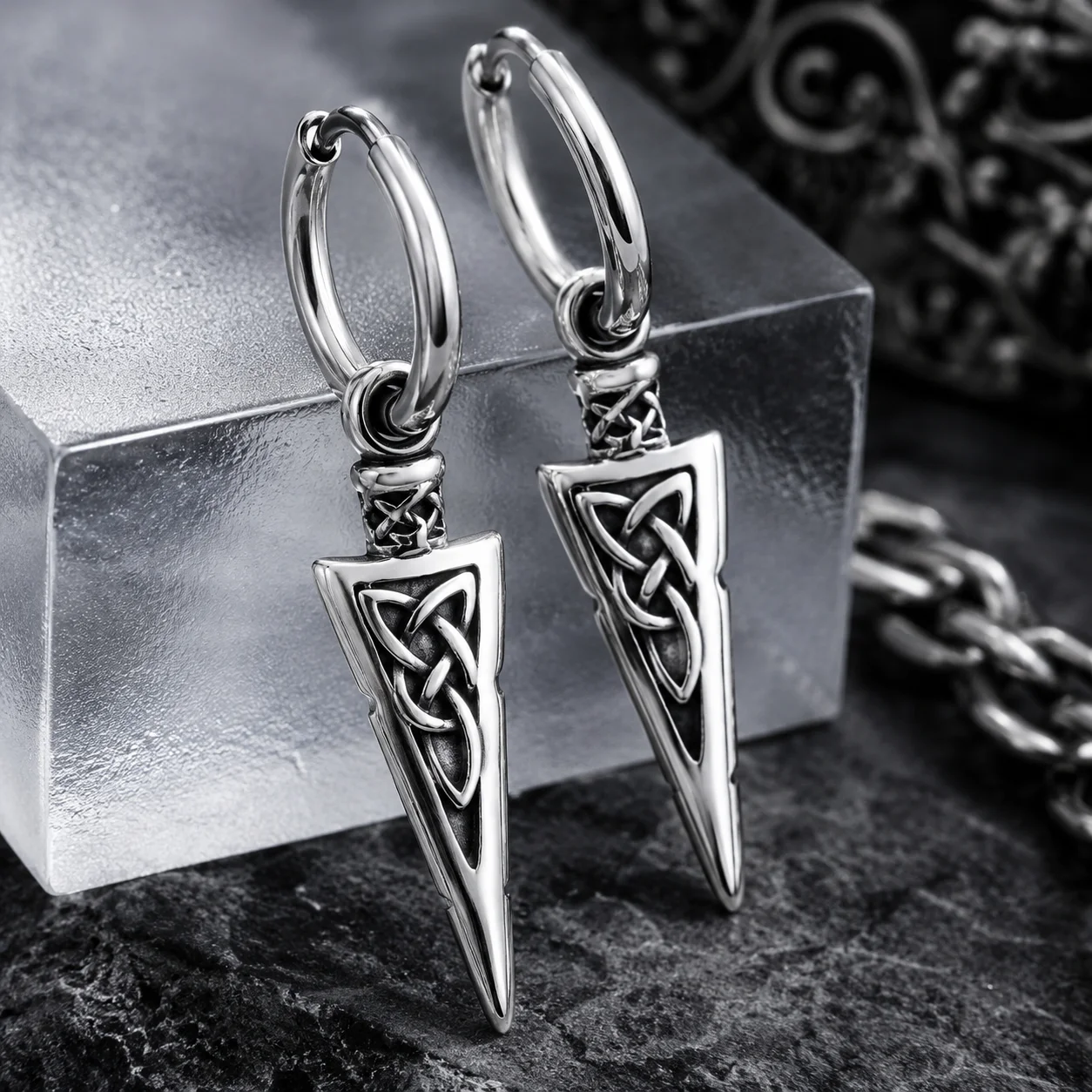Women'S Viking Accessories - Boucles d'oreilles triangulaires en acier inoxydable