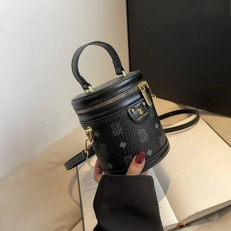 

2026 New Luxury Vintage Top Handle Shoulder Bag, Adjustable Crossbody Purse, Versatile for Women Daily Use Bags for Women