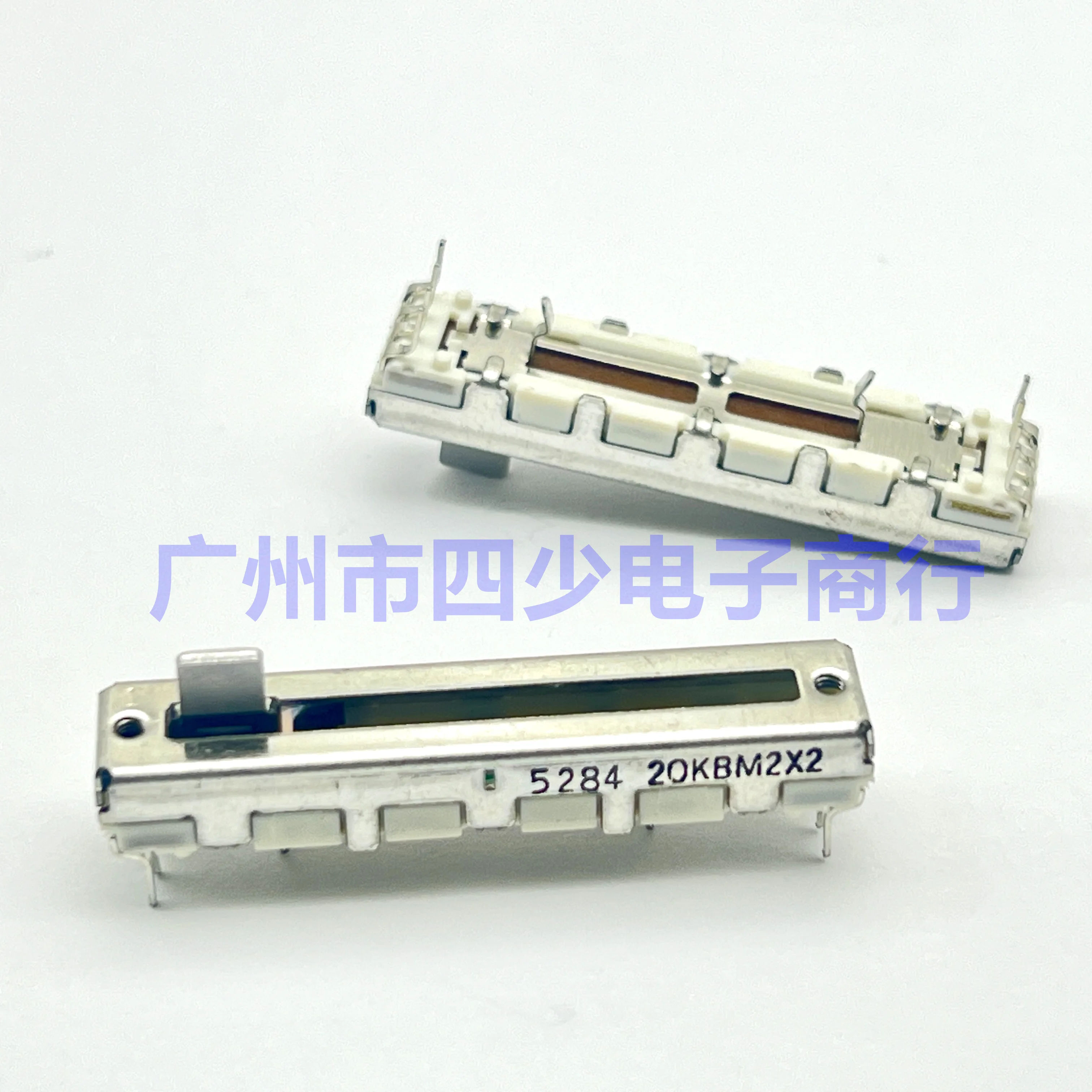1 piece 45mm Taiwan original imported 8-pin with tap and loudness B20KX2 handle length 5mm without modification