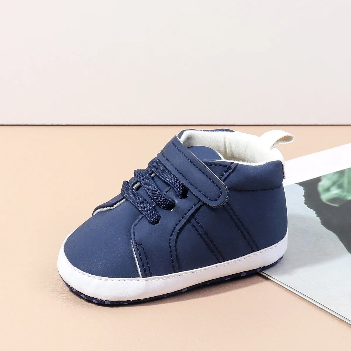 

Spring And Autumn Toddler Anti-Slip Walking Shoes For Boys Aged 0-1 Years With High Tops, Trendy And Casual Style