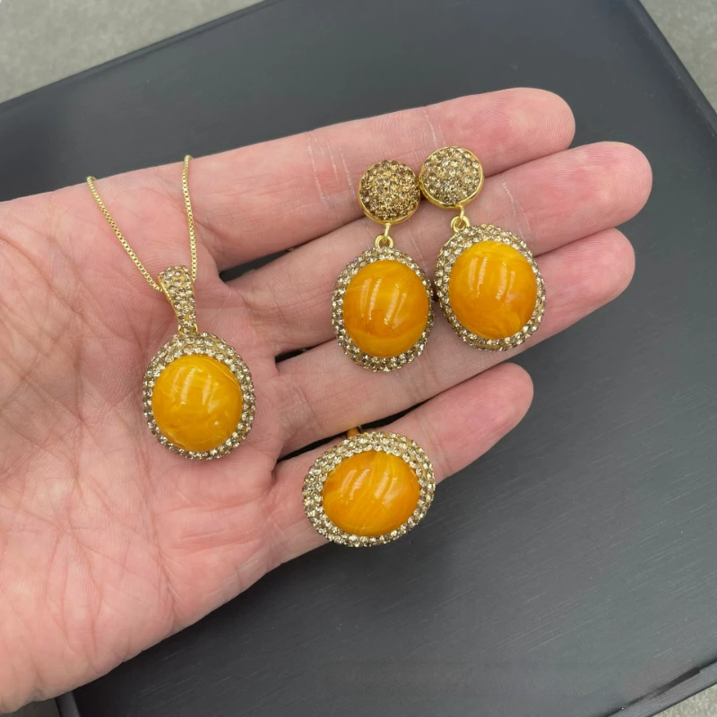 Natural yellow beeswax jade three-piece personality exquisite Czech rhinestone high class necklace women's fashion jewelry