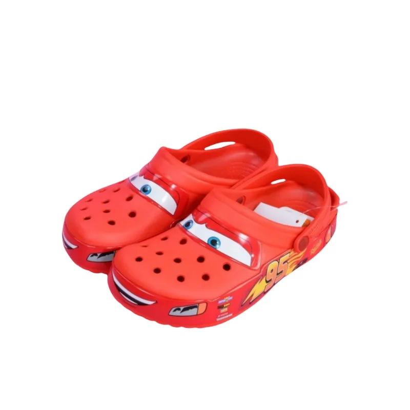 Disney Lightning McQueen outdoor Baotou casual flat sandals are hollow, breathable, non-stuffy, quick-drying and sweat-absorbent