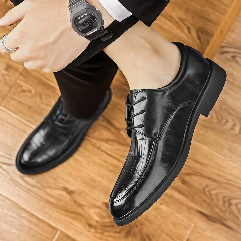 

Spring-autumn Semi-formal Mens Luxury Flat Shoes Skateboarding Brown Boot Comfortable Sneakers Sport Casuall Best Caregiver