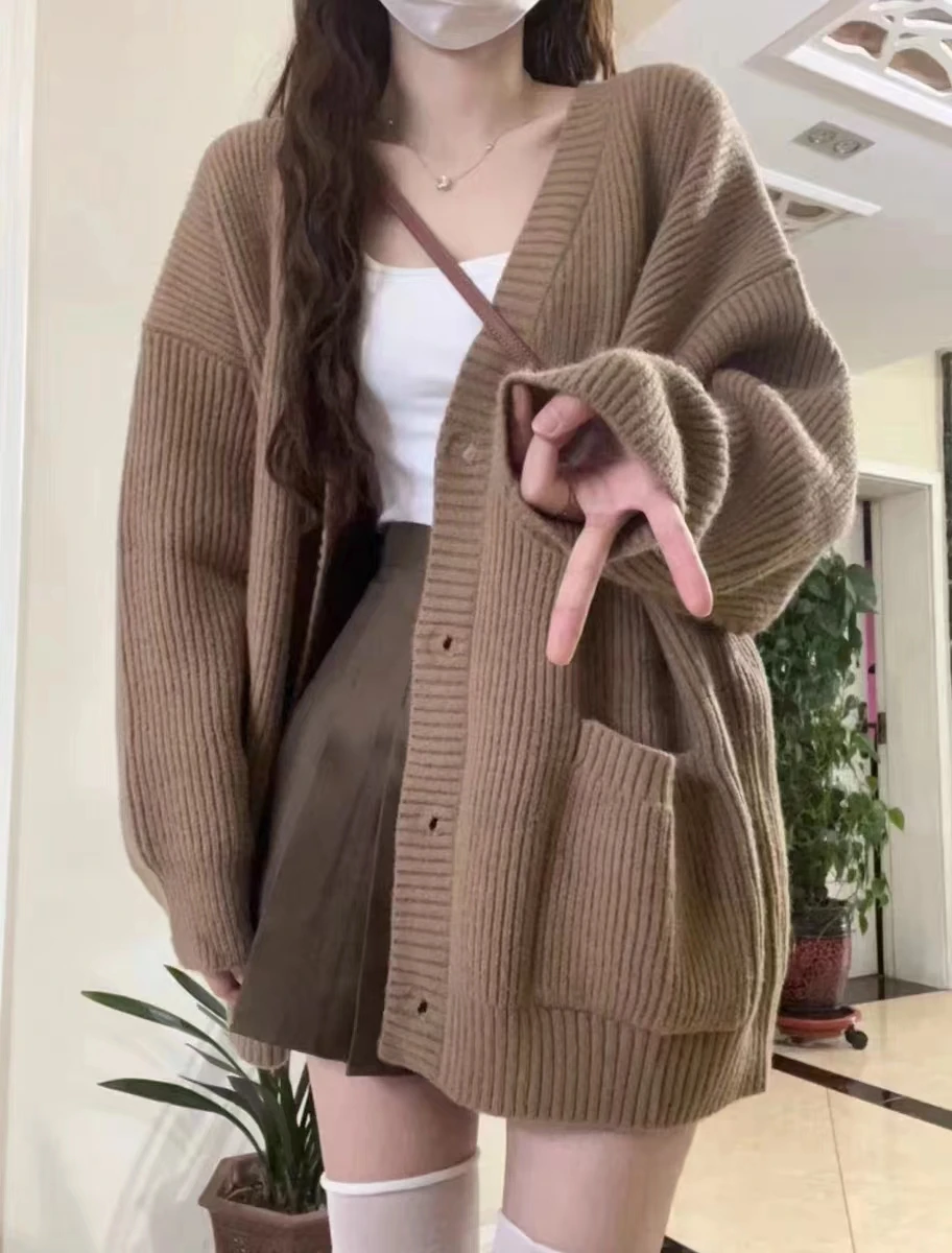 Women Chunky Cardigan Sweaters Button Up V-neck Front Pocket Soft Knitted Jacket Cozy Vibe Teen-girl Fall Winter Outfit