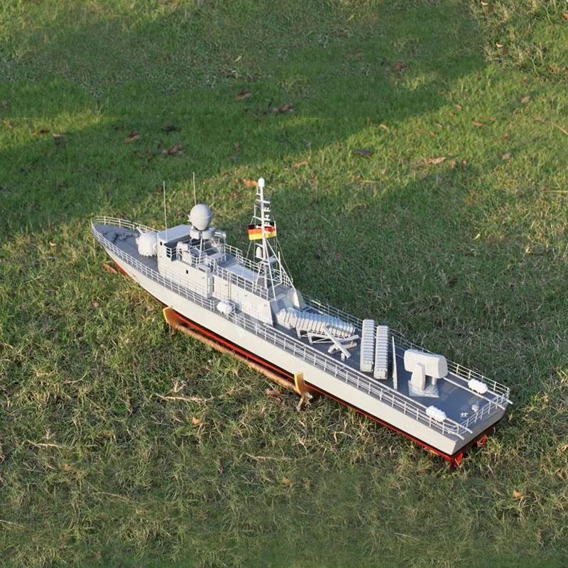 1/72 German 143A Missile Boat DIY Hand-assembled Ship Model Kit Remote Control Warship Model Kit Naval Battleship Toy Gift