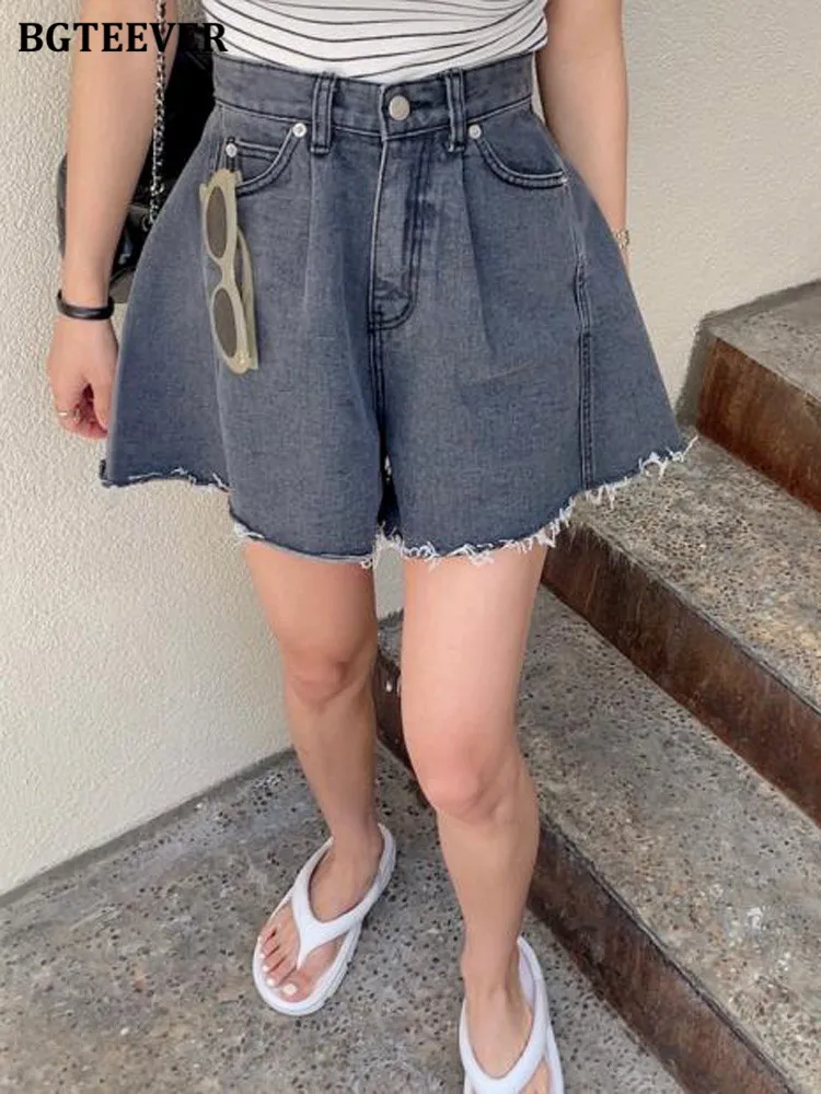 BGTEEVER Streetwear Ladies Wide Leg Jeans Shorts High Waist Loose Pockets Female Denim Shorts Summer Tassels Women Shorts