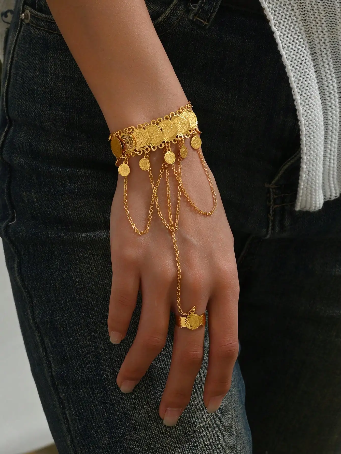 

Luck 1pc Vintage Style Hollow Out Flower Design Multi-Layer Finger Ring & Tassel Back Hand Bracelet Set with 18k Gold Plating