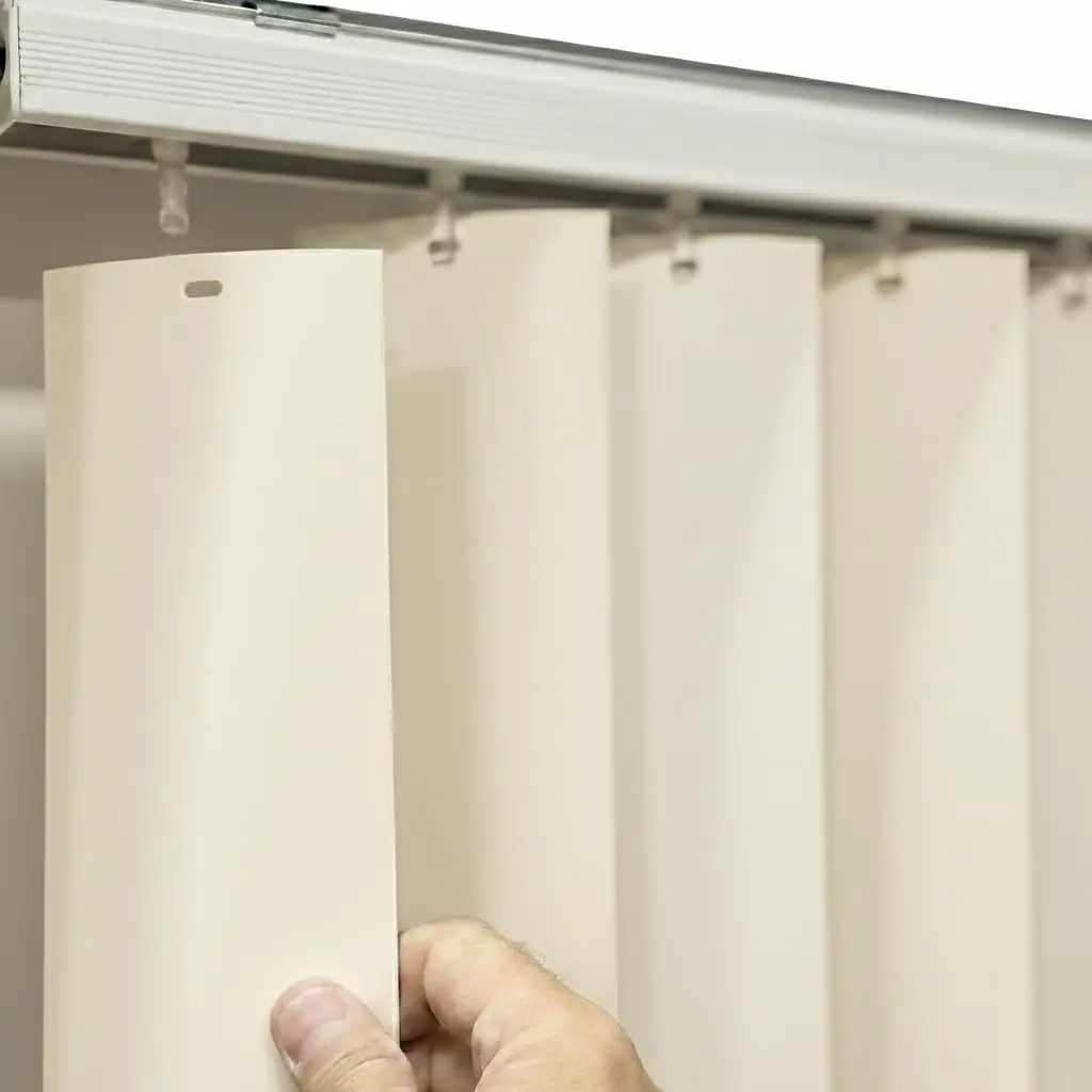 Vertical Blinds Replacement Slats (Off White) (82.50 Inches) (25 Slats) | Heavy Duty PVC Smooth Curved Vertical Blind Replacemen