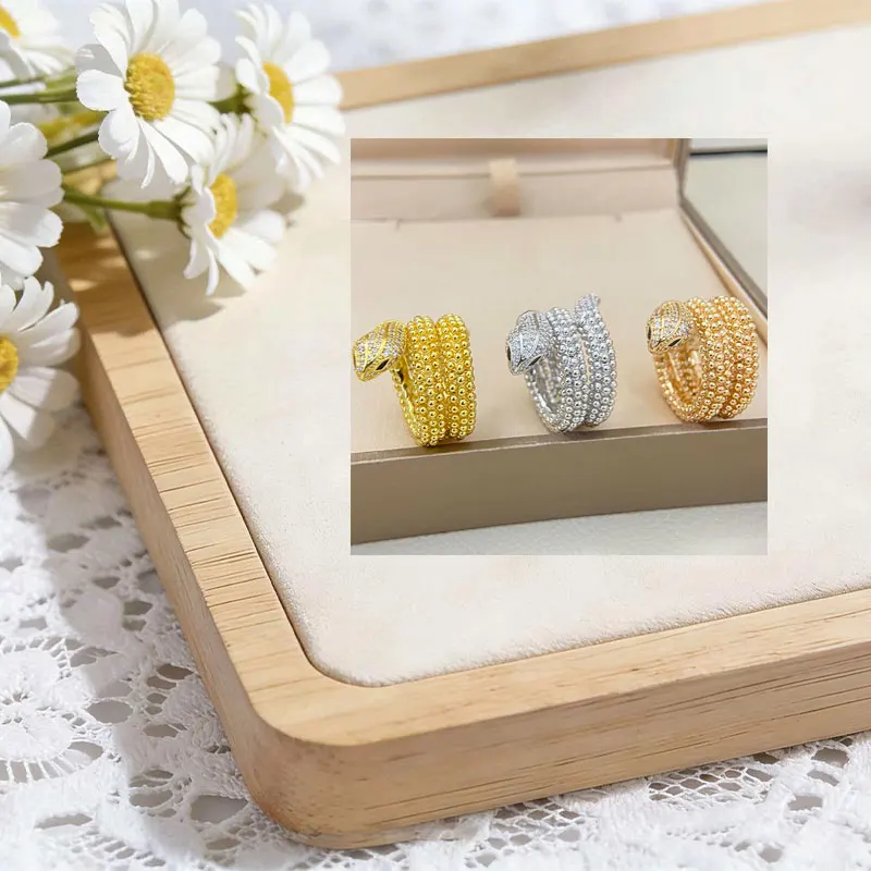 

2026 High-Quality Classic Elegant Name-Brand Style Lightweight Luxury Ring, Suitable for Daily Wearing