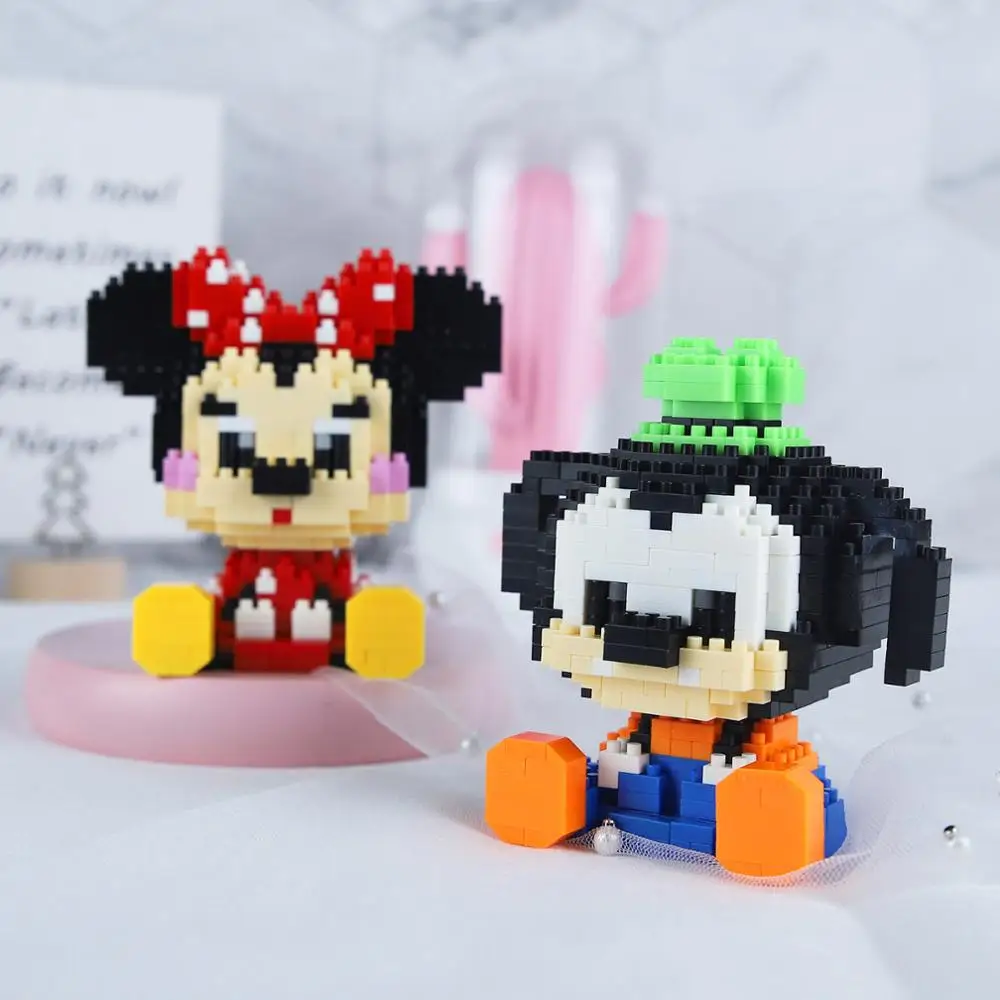 Disney 410pcs+ Micro Building Blocks Sitting Mickey Mouse Goofy Pluto Minnie Anime Bricks Figures Toys For Children 7179A