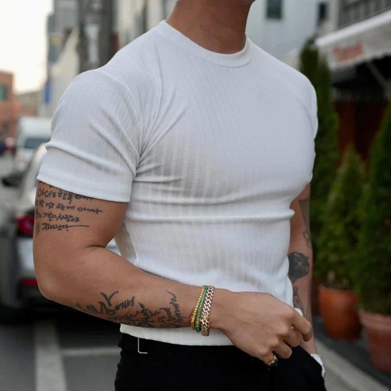 INS Fashion Muscle Fitness Men\'s Summer Sports Fitness Leisure Round Neck Elastic Short Sleeve Vertical Stripe T-shirt