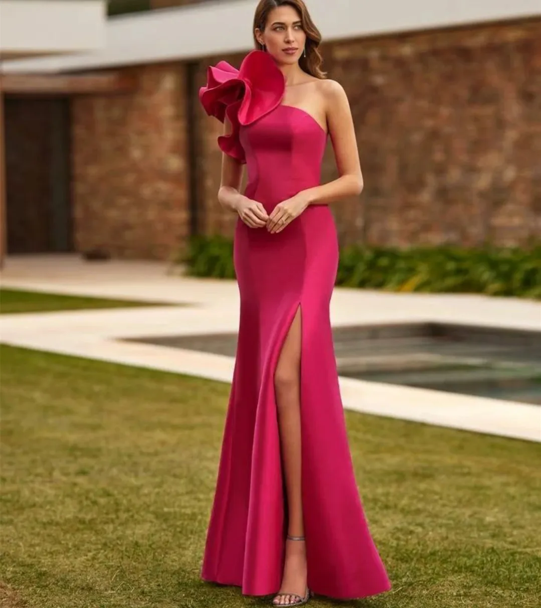 Elegant Long Fuchsia Satin Evening Dresses with Slit Mermaid Floor Length Ruffled Sweep Train Wedding Guest Dress for Women