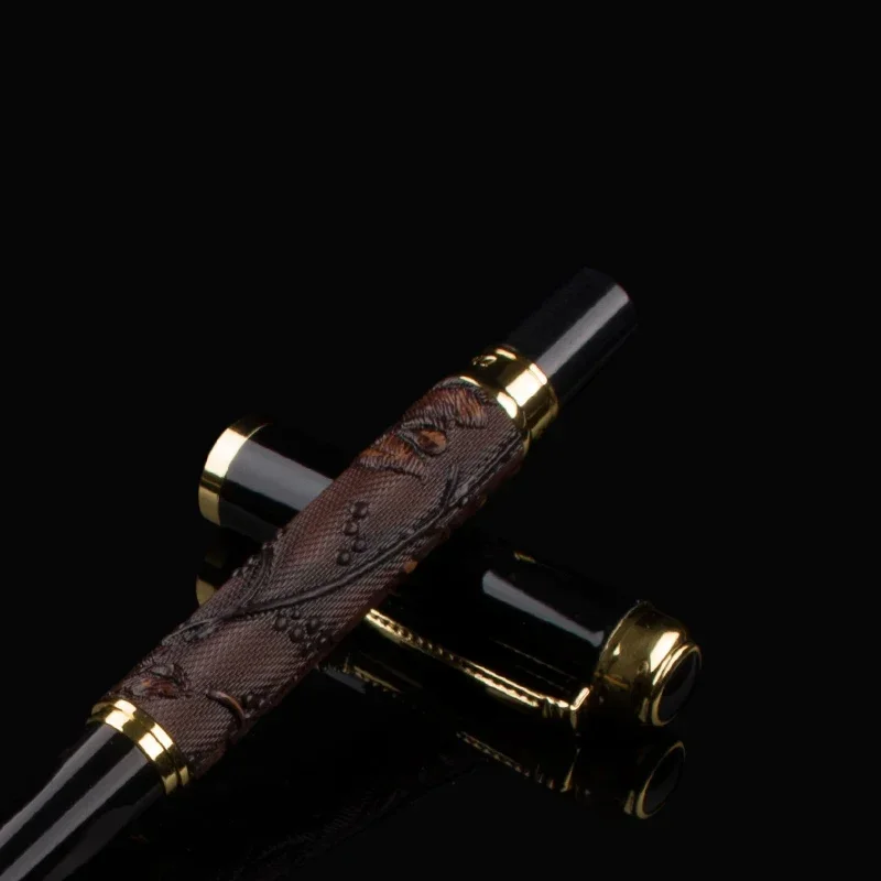 Imagem -04 - Chinês Dragon Roller Ball Pen com m Nib Cor Marrom Padrão 3d Clipe Dourado Escrita Antiga Presentes de Metal