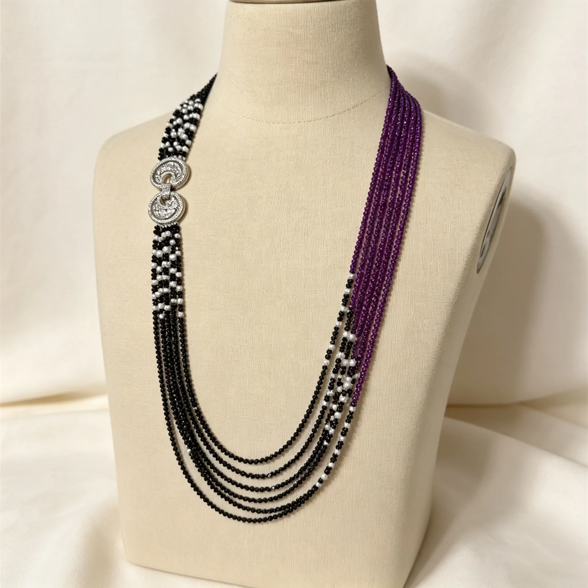 Black Spinel Multi-layer Beaded Necklace for Women Pearl Long Sweater Chain Neckwear Fashion Luxury Accessories