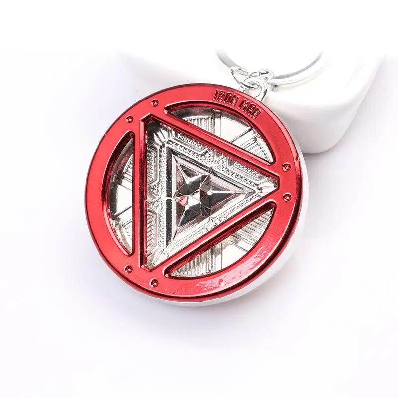 The New Marvel Peripheral Avengers Iron Man Energy Reactor Alloy Keychain Is A Fashionable and Trendy Bag Decoration Pendant