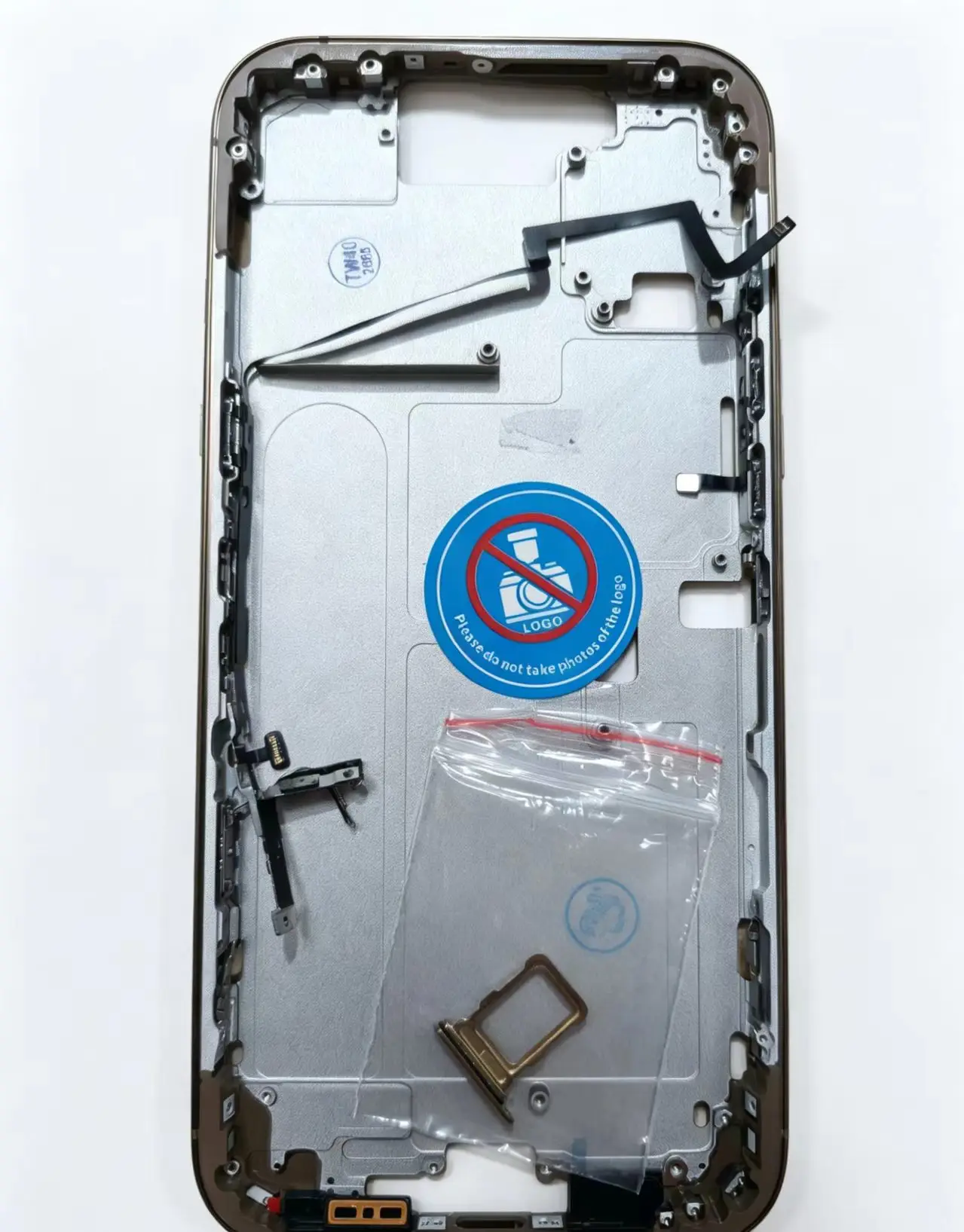 compatible-avec-iphone-16-pro-max-cadre-intermediaire-avec-cable-flexible-d'alimentation-preinstalle-et-bouton-de-camera-sans-alerte-pop-up
