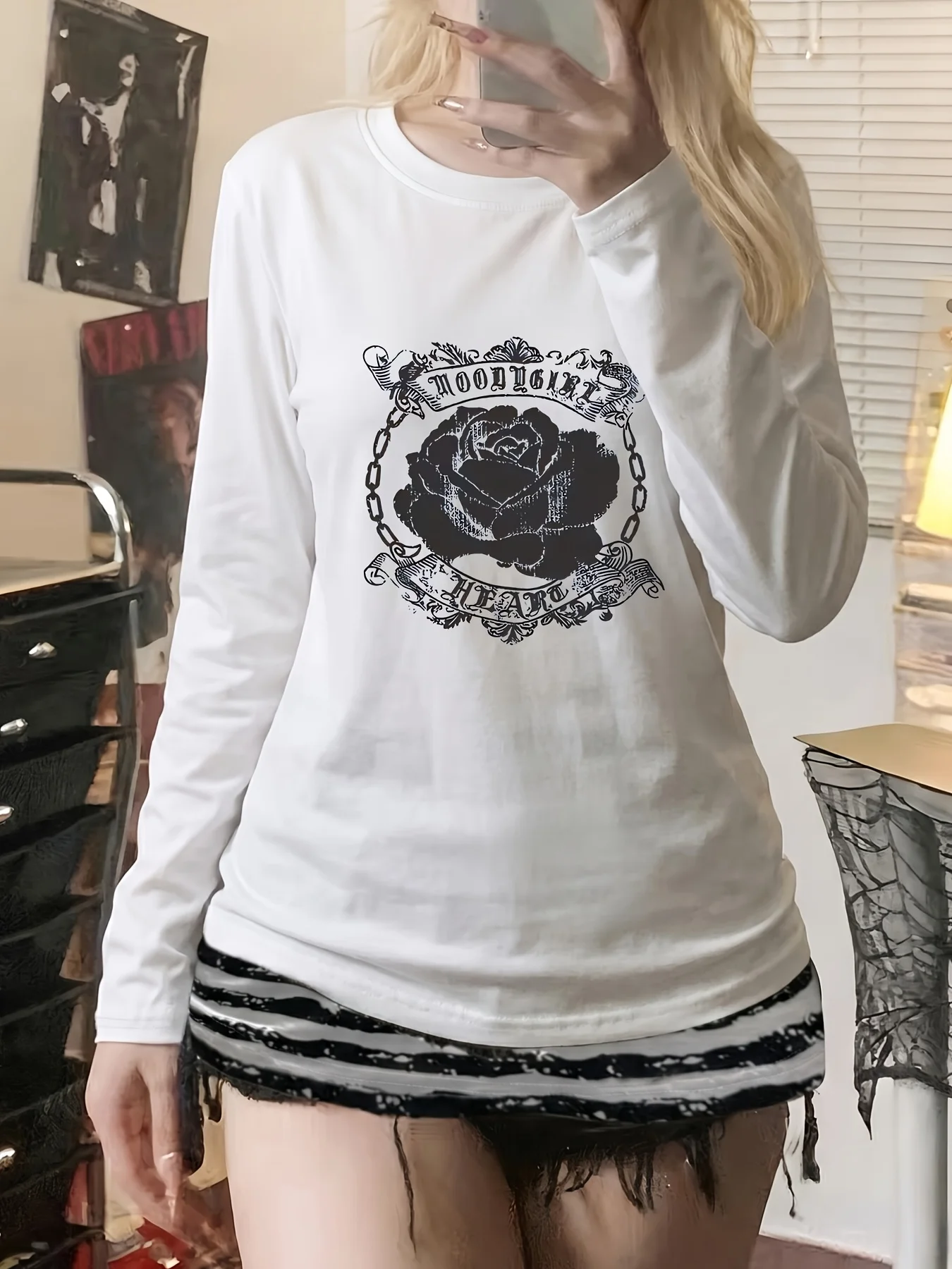 Y2k retro chain black rose print loose and slimming versatile base shirt, casual sports long sleeved T-shirt top
