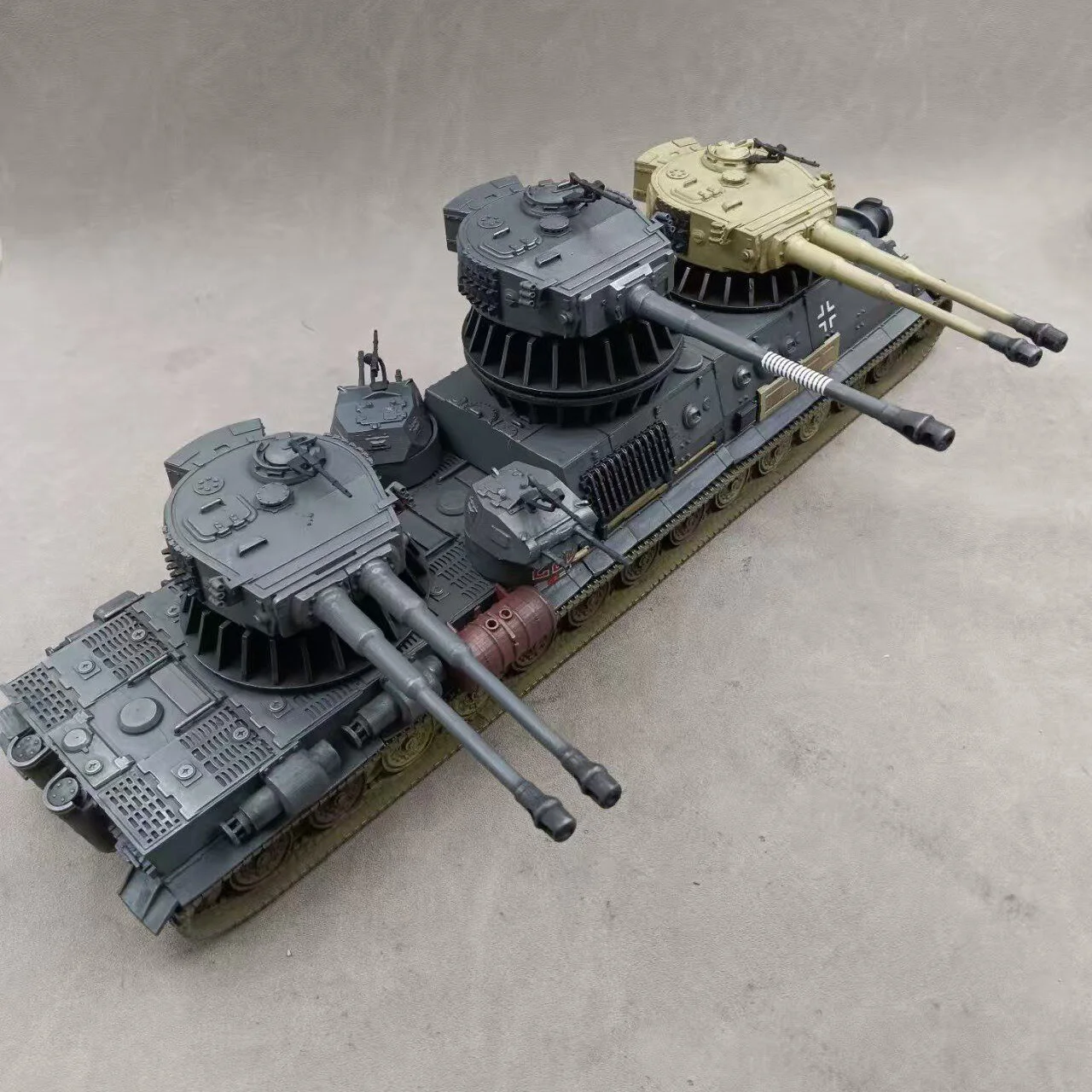 1/35 Storm Tiger Self-Propelled Creative Tank, SLA printing hand-colored finished model decorative ornament